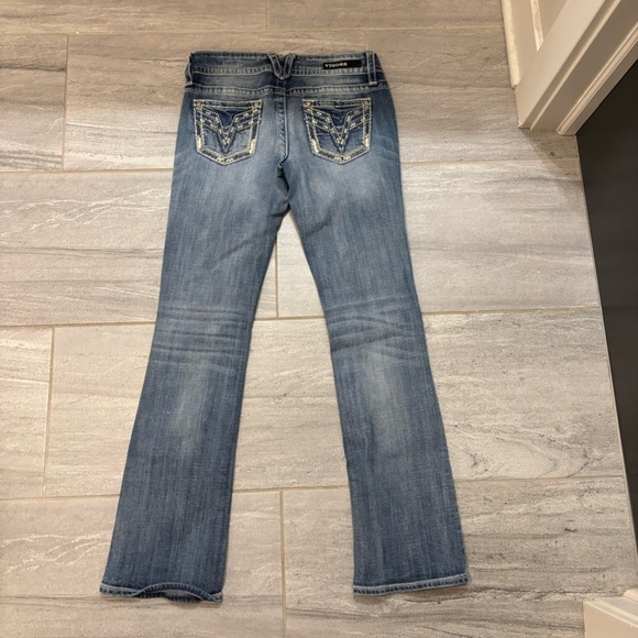 Vigoss Chelsea Slim Boot Jeans - Picture 5 of 8